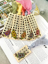 Load image into Gallery viewer, Laser Cut Rattan Design Bookmark