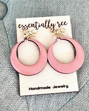 Load image into Gallery viewer, Golden Ribbon Stud Circle Drop Earrings