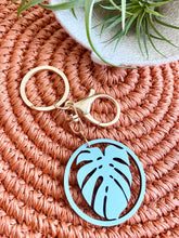 Load image into Gallery viewer, Monstera Leaf Keychain